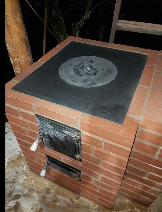 Efectuez bucatarii pt gradina ,precum si   lucrari  in caramida aparentă