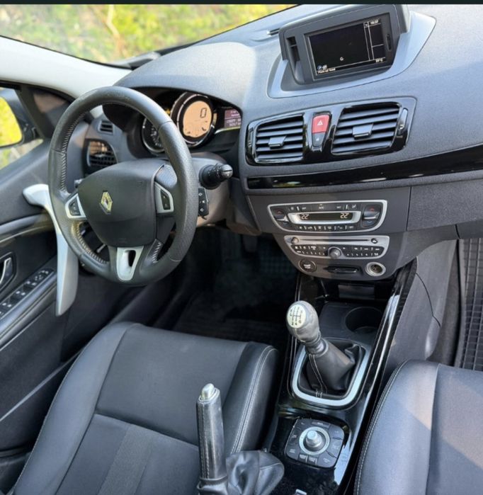 Vând renault megane 3  2012 motor 1.9 disel