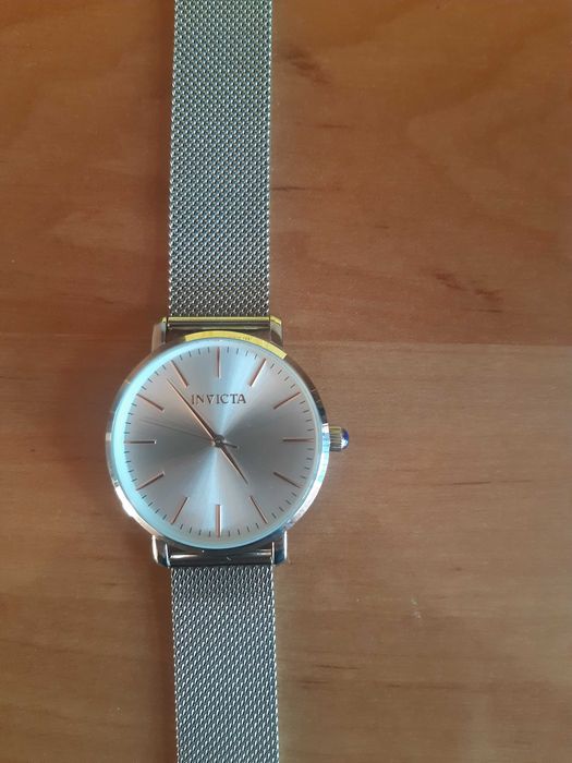 Часовник INVICTA Invincible in detail, дамски