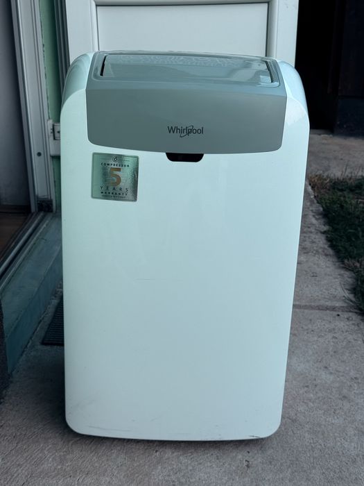 Aparat aer conditionat whirlpool  pacw212co
