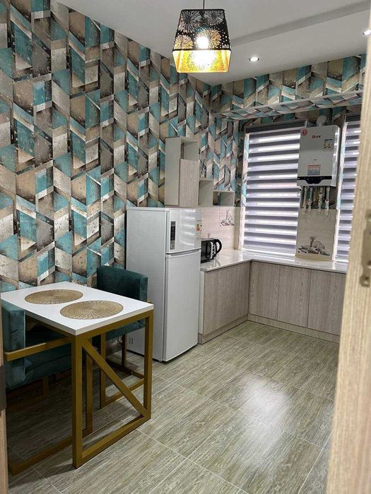 СРОЧНО, сдаётся 2х комнатная квартира на улице Махтумкули !!