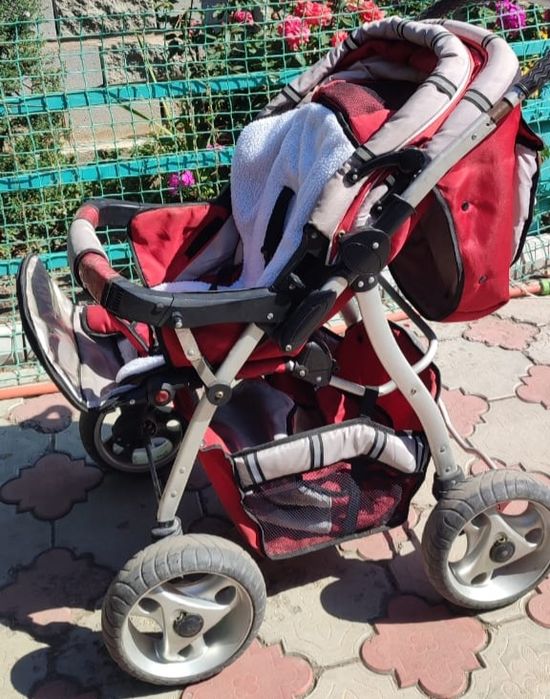 Продам детскую коляску