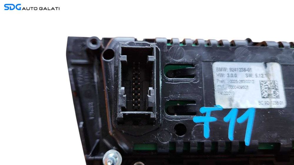 Panou Comanda AC Clima Climatronic Aer Conditionat BMW Seria 5 F10 F11 2009 - 2017 Cod 9241238-01 14122010 [LR2187]