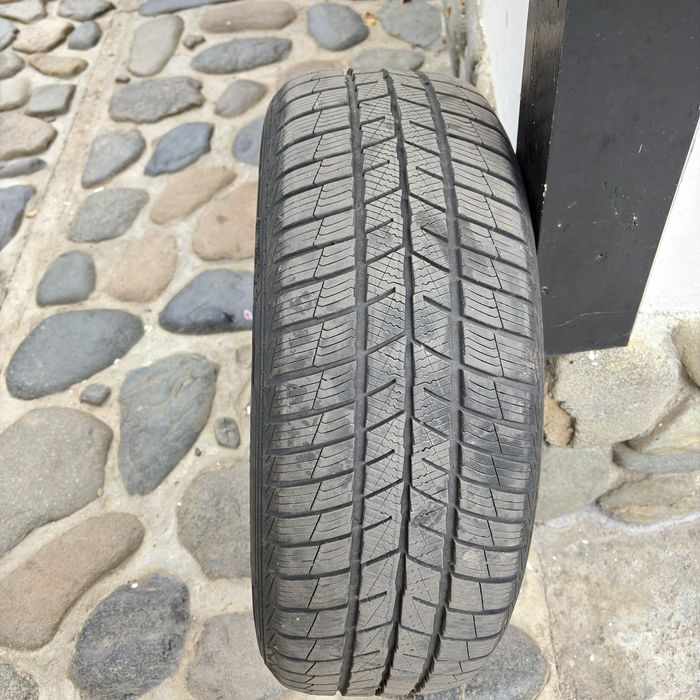 Зимни гуми BARUM 215/55/R17 POLARIS 5