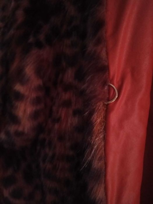 Haină de blană RESERVED