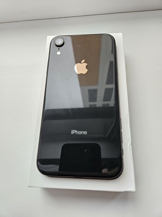 Продам Iphone XR 64gb