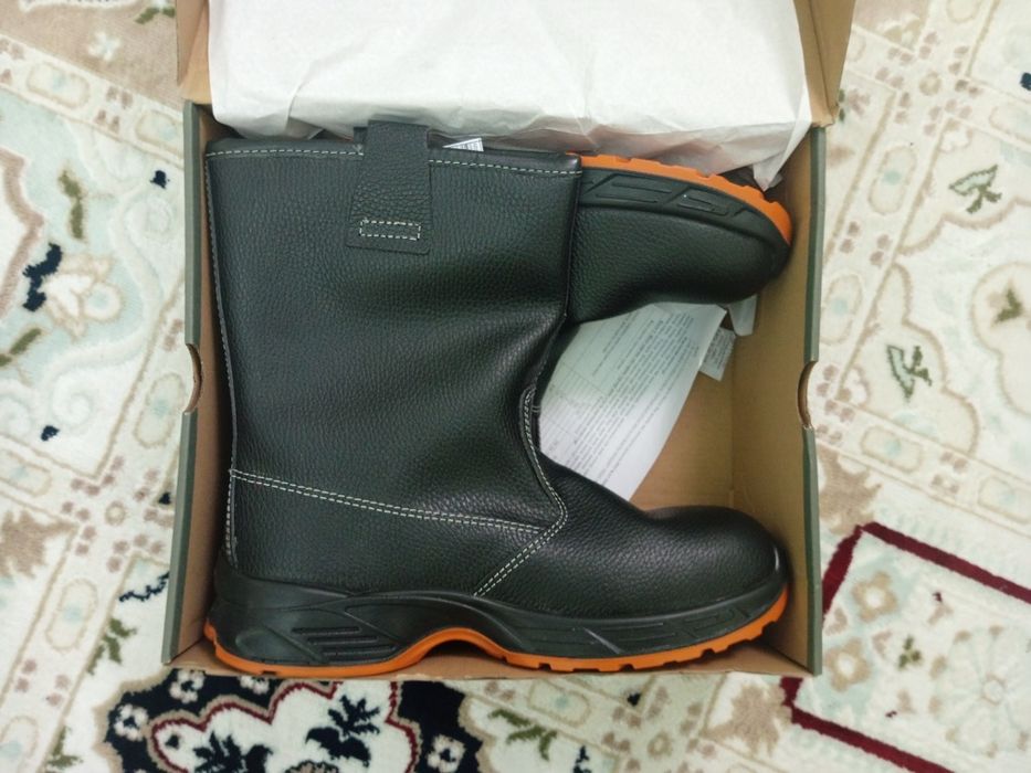 Рабочие сапоги новый