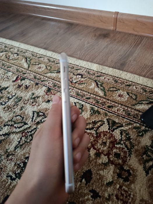 Iphone 6s sotiladi obmen bor