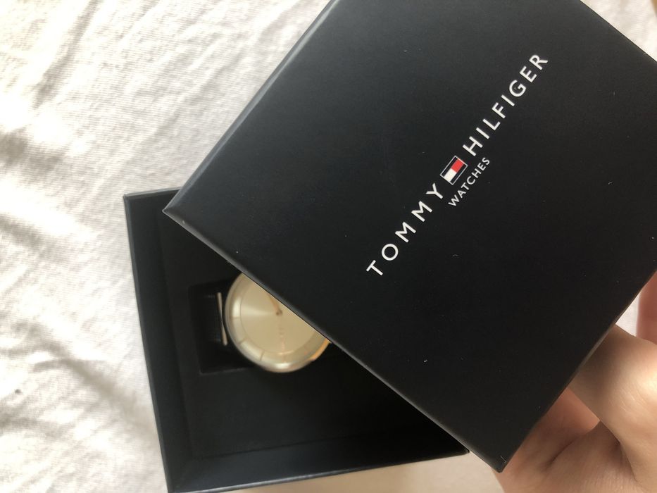 Чисто нов часовник Tommy Hilfiger
