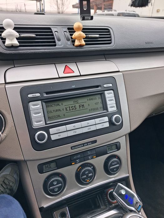 Vând sau schimb  cu audi A4 b7