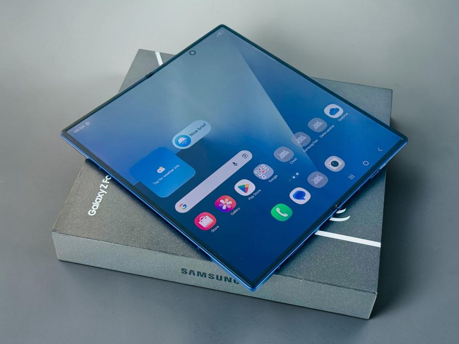 Samsung Galaxy Z Fold 7 5G 256GB 12RAM Blue Shadow Перфектен! 100% Батерия!