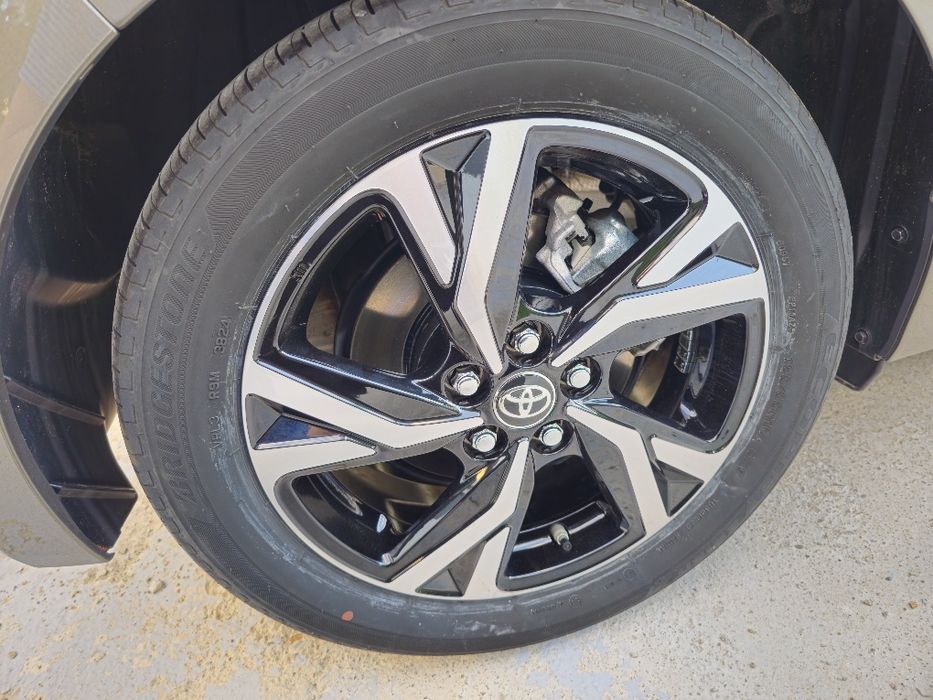Vand cauciucuri de vara 195/55/16 Bridgestone