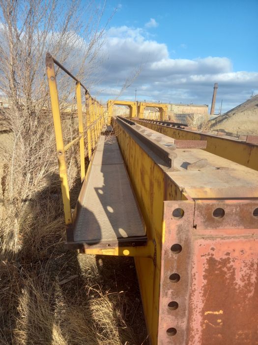 Продам козловой кран.