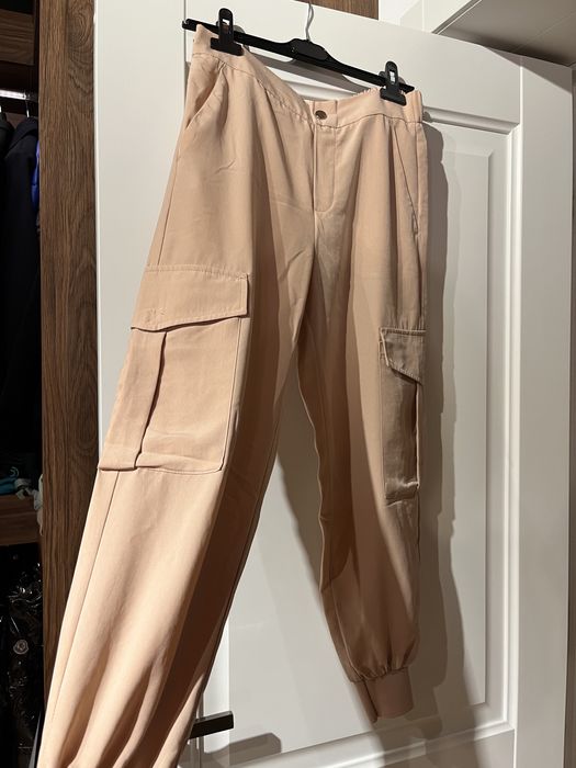 Pantaloni zara M