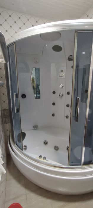 Душевой кабинка жакузиси бор