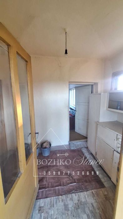 Продава се Къща в Долни чифлик - 65 кв.м за 800 €/кв.м - Снимка #3