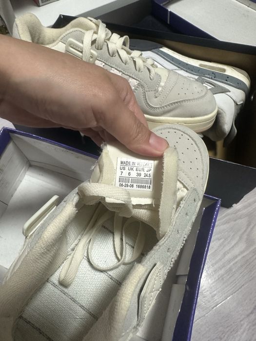 Продам кросовки осень весна