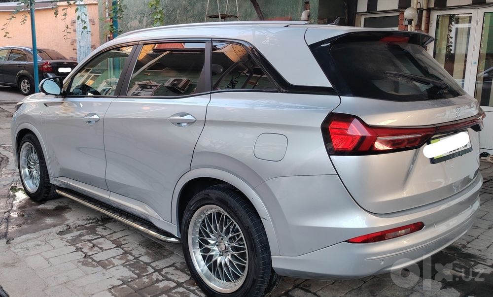 Donfen Fengon 508 EV Gibrid