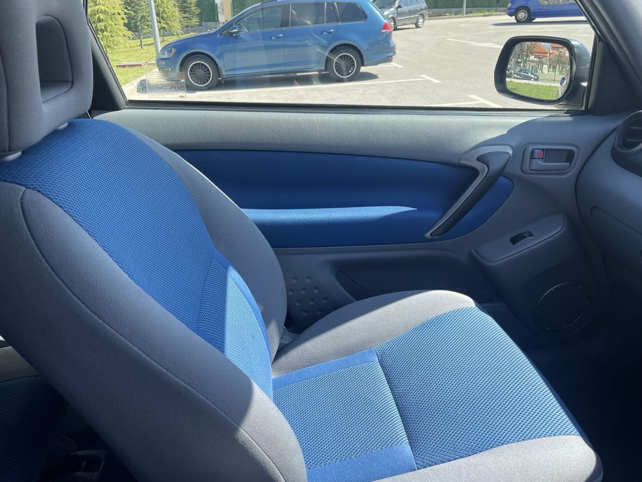 Салон за тойота рав 4/ rav 4