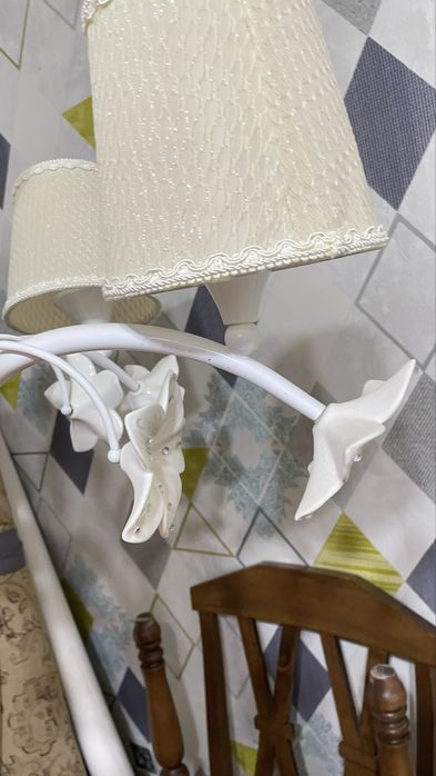 Продается люстры в хорошем состоянии