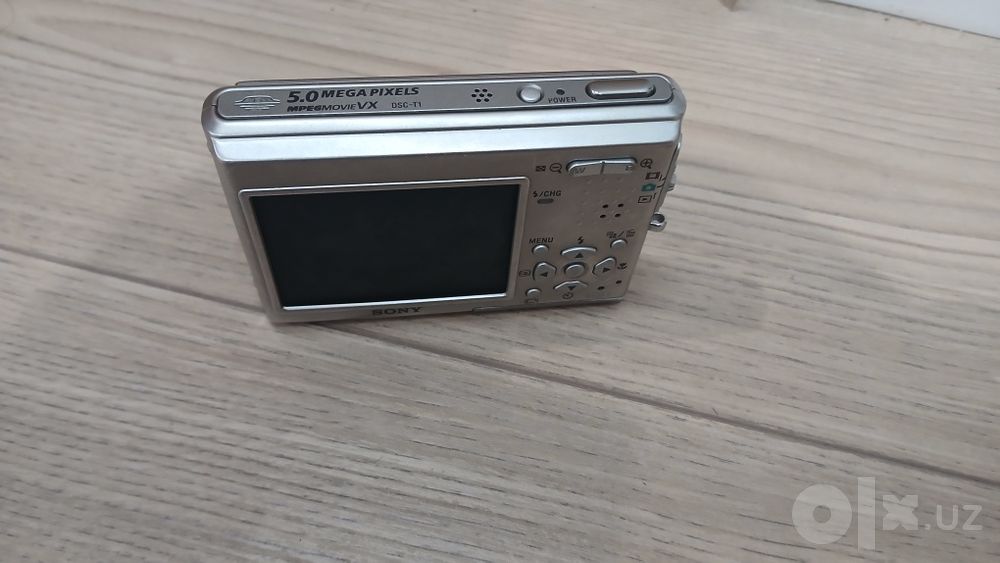 Fotoapparat sotiladi SONY