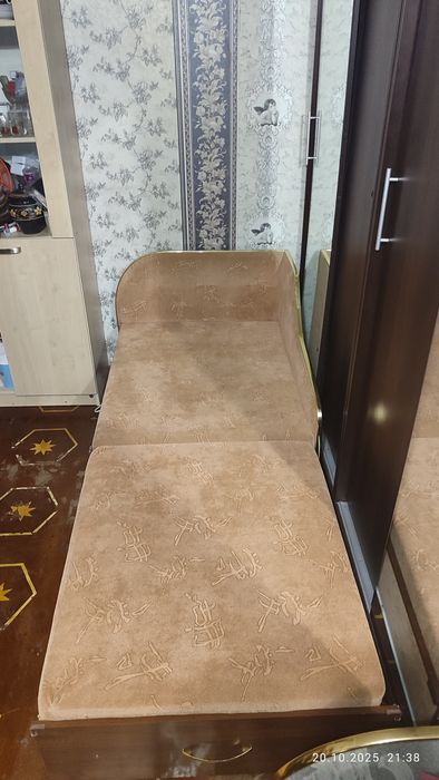 Продам кресло кровать.