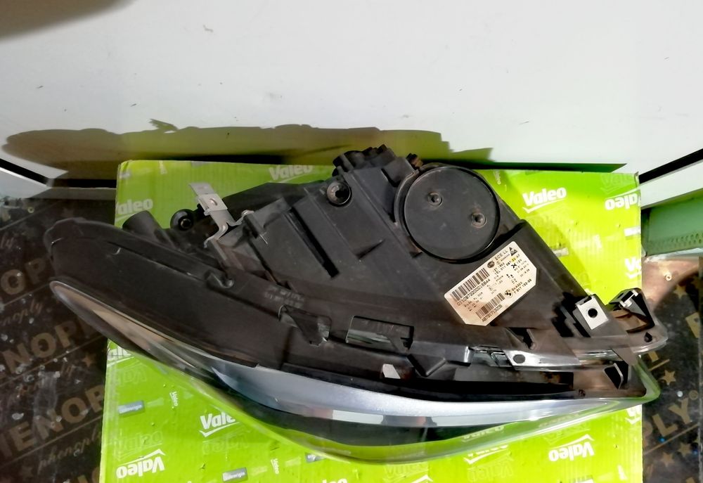 Фар Фарове за БМВ 5 Ф10 Ф11 фейс / BMW 5 F10 F11 Bi-Xenon Lci.