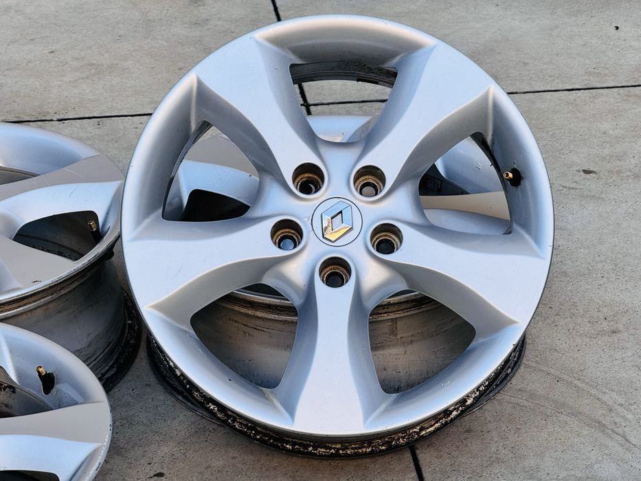4бр ал Renault 17цола оригинални