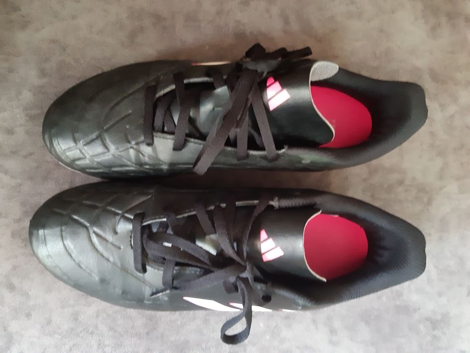 Футболни обувки Adidas