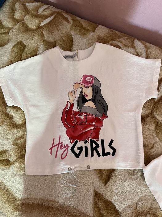 Продам новый комплект для девочек на ЛЕТО!