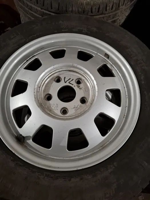 Продам диски с резиной р 15 ауди