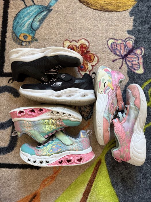 Обувки Skechers различни номера и модели