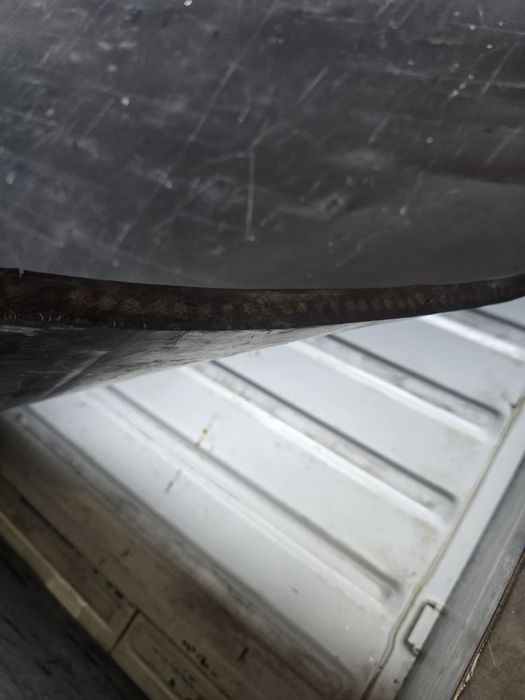 Labo yuk xonasiga rezina sotiladi