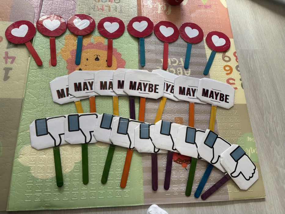 Забавни табелки харесвам, не харесвам и може би