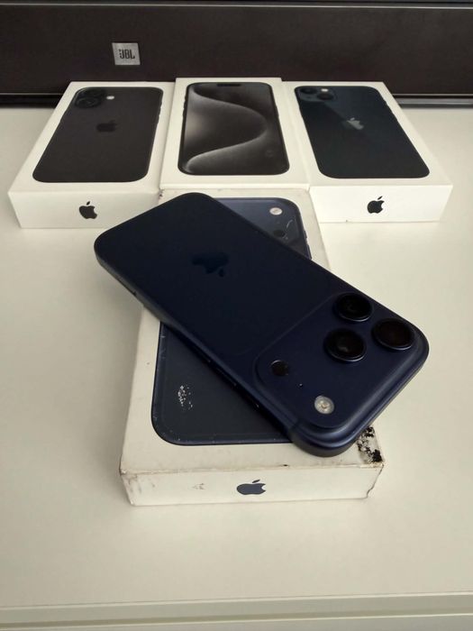 iPhone 17 Pro Deep Blue 256GB