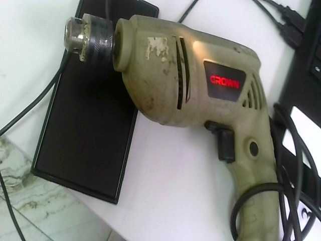 Шуруповерт Crown CT10069