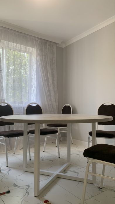 Стол для кухни