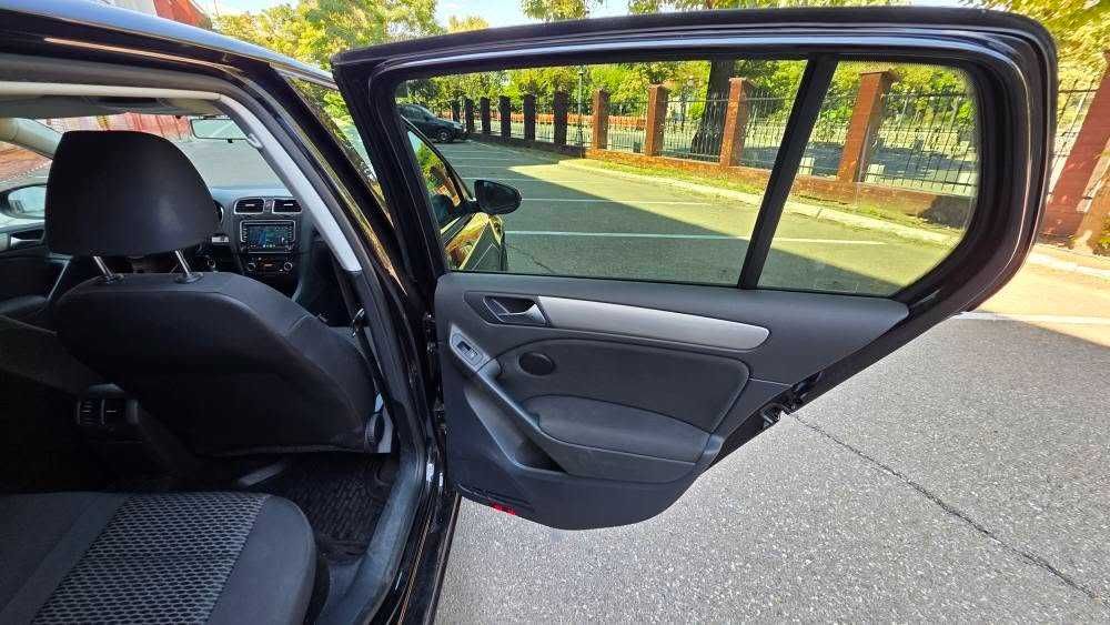 VOLKSWAGEN Golf 2010 — imagine 5