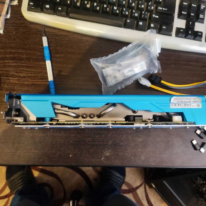 Продам видеокарту SAPPHIRE NITRO+ AMD RX590 GME 8G D5 2304SP