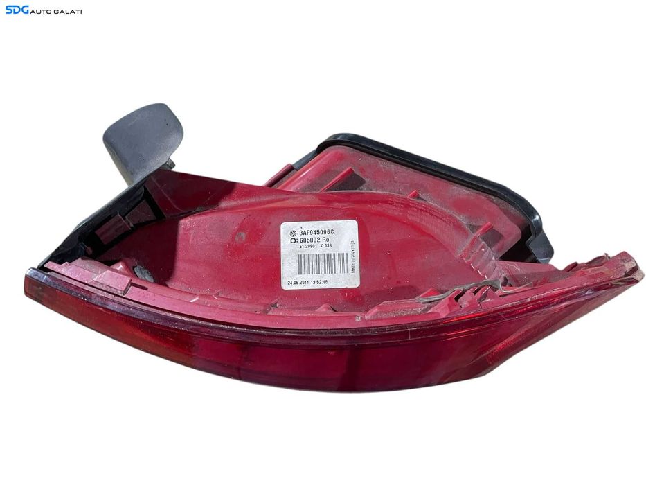 Stop Lampa Tripla Dreapta Halogen de pe Aripa Caroserie Volkswagen Passat B7 Break Combi 2010 - 2015 Cod 3AF945096C [LR0321]