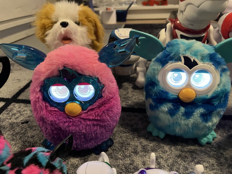 Интерактивни играчки Furby boom, Furreal Friends, Zoomer, Teksta
