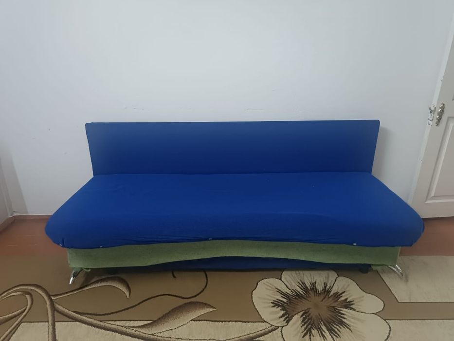 Продается срочно Диван