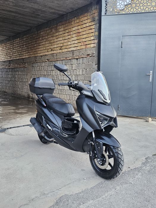 Skuter Qmax sroc