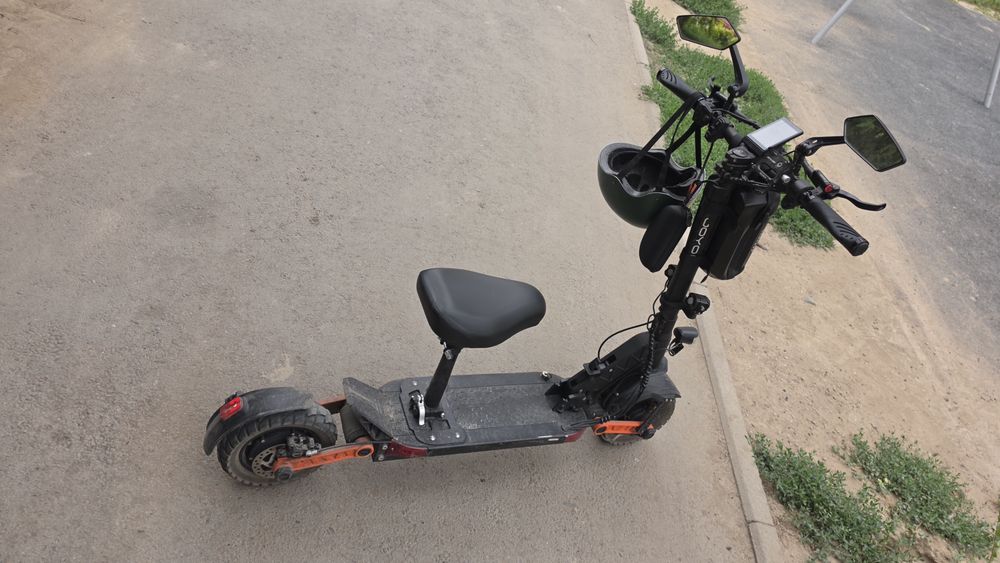 Продам электросамокат Joyor S-10S
