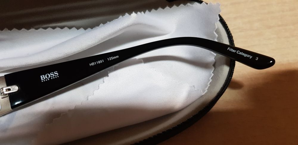 Ochelari Hugo Boss de soare