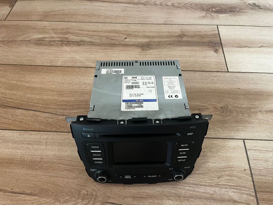 Продам магнитолу