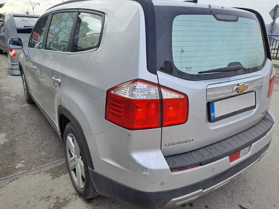 Лек автомобил Шевролет Орландо 7 местен, 20000 куб. дизел, 2011 г.