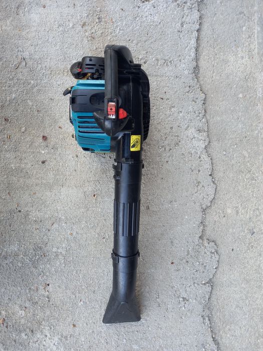 Suflanta frunze  Makita