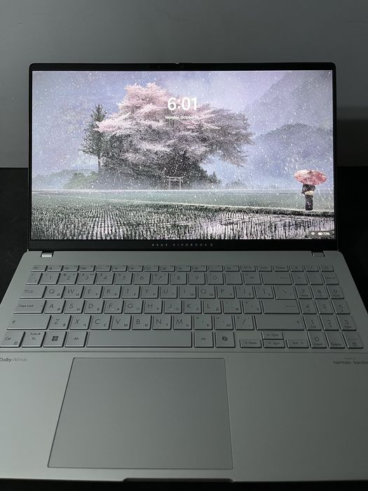 Asus VivoBook s15 120hz 3k Oled