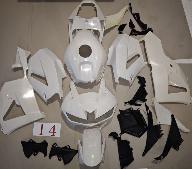 CBR 600 RR,1000rr,600,1000,f4,650,f4i,на части хонда цбр